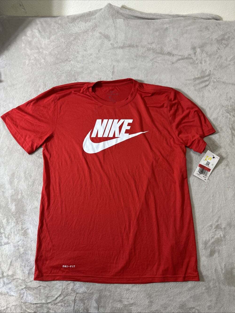 Nike Sportswear Dri-FIT Men’s Large Red Logo Swoosh Short Sleeve T-Shirt NWT
